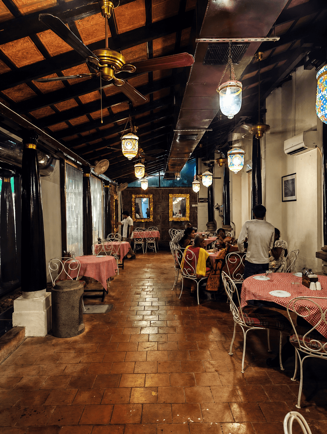 Warm Icon Pondy dining room in White Town Pondicherry